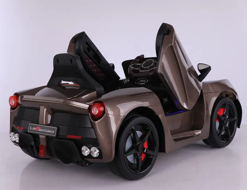 12V Licensed Kids Ride on Car with Remote Control Electric Car
