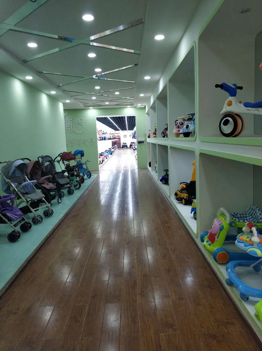 Kids Children Tricycle Baby Scooter Ride on Trike 3 Wheels Toddler Safety Toy