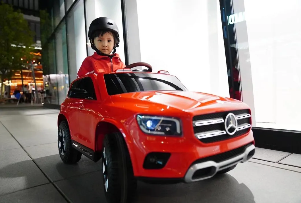 Mercedes Benz Licensed 12V Children Electric Ride on Car for Kids with 2.4G with Remote Control 2 Seat Electric Ride on Car Kids Cars CE
