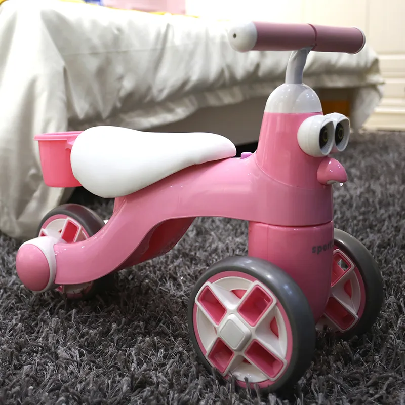 Wholesale Factory 3 Wheels Car Foot Pushed Mini Baby Balance Bike Mini Baby Walker with Light and Music