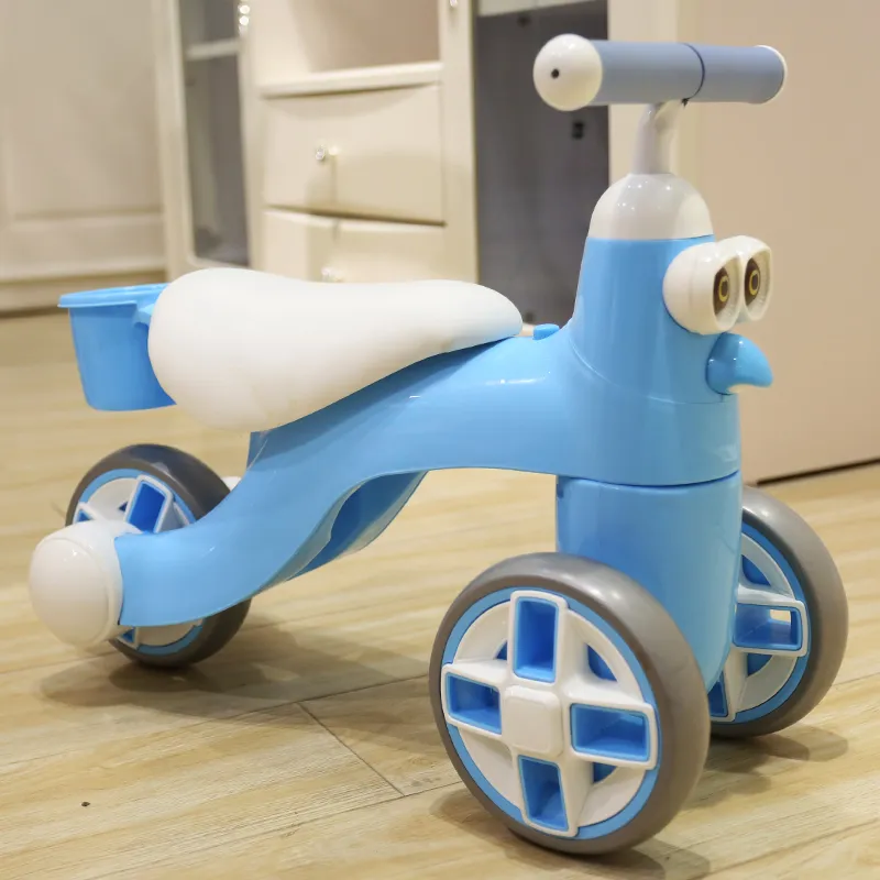 Wholesale Factory 3 Wheels Car Foot Pushed Mini Baby Balance Bike Mini Baby Walker with Light and Music