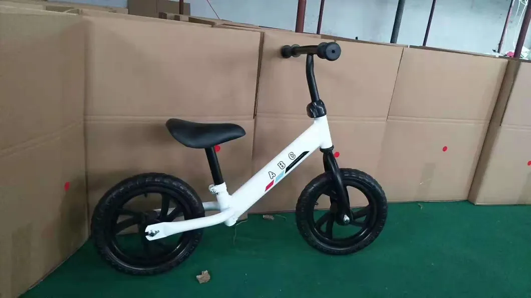 Wholesale Mini Kids Balance Bike Children Bicycle Child Slidiing Car Baby Foot Pushed Bike